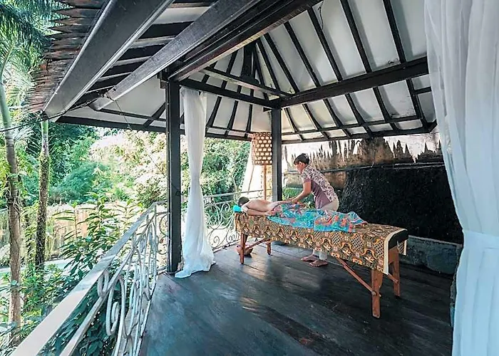 イン Sattva Garden House *